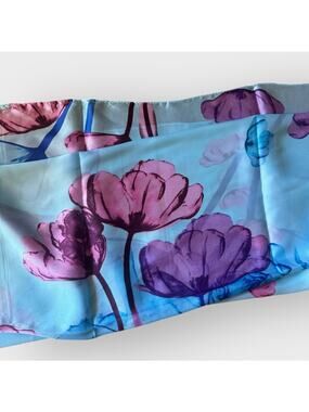 NEW Jing Pin floral scarf/shawl